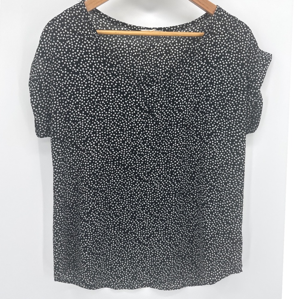 Pleione Women Top Small Black Heart Print Short Sleeve V-Neck Blouse